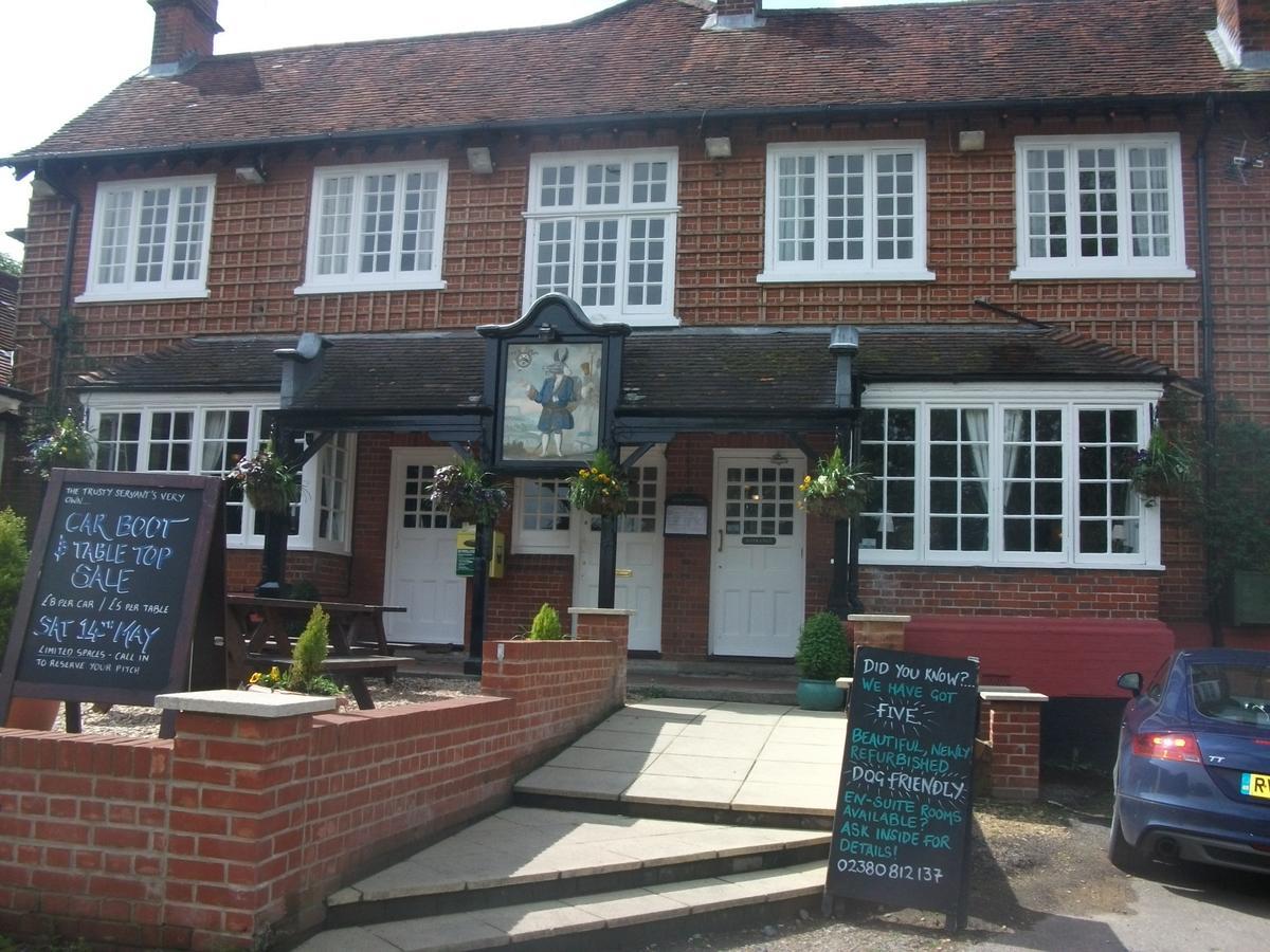 The Trusty Servant Bed and breakfast